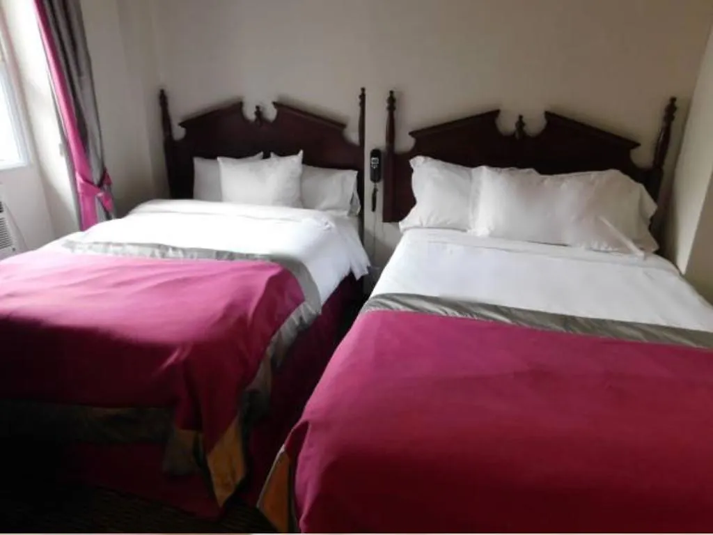 Hotel A2K Montreal 3*,  Canada